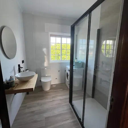 La Casa Blanca Vakantiehuis Bueu